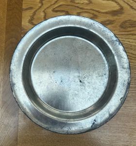 Military Tin Plate Dated 1952 With Crows Foot