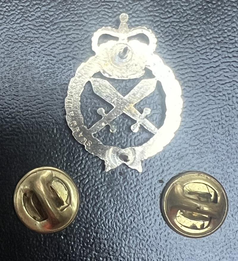 Royal Australian Military Police Collar Badge A/A — image 2