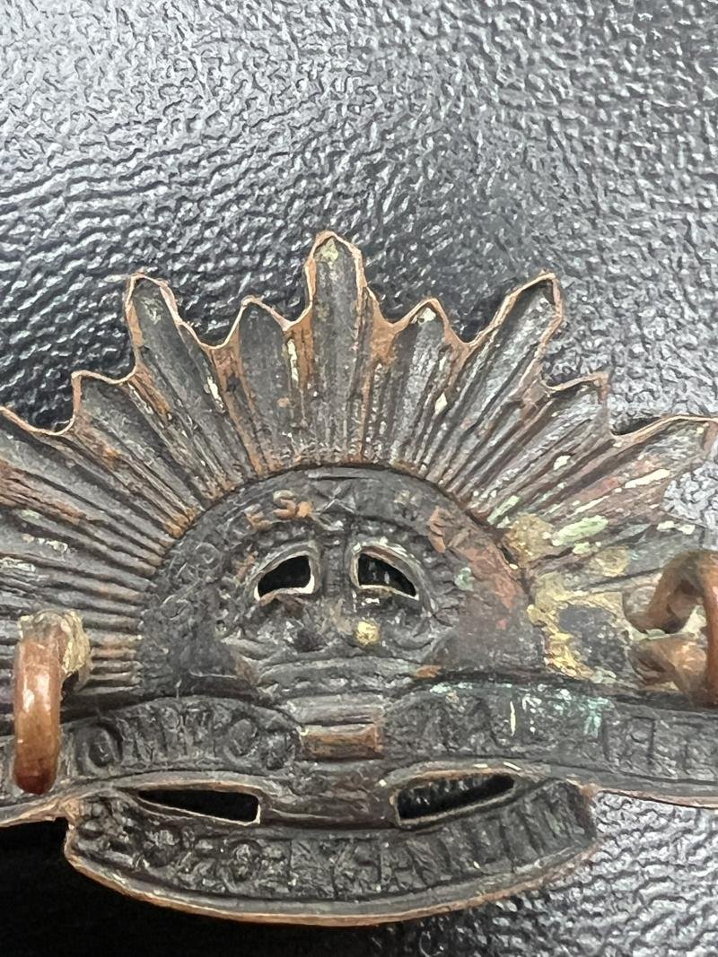 Australian Commonwealth Military Forces Collar Badge — image 3