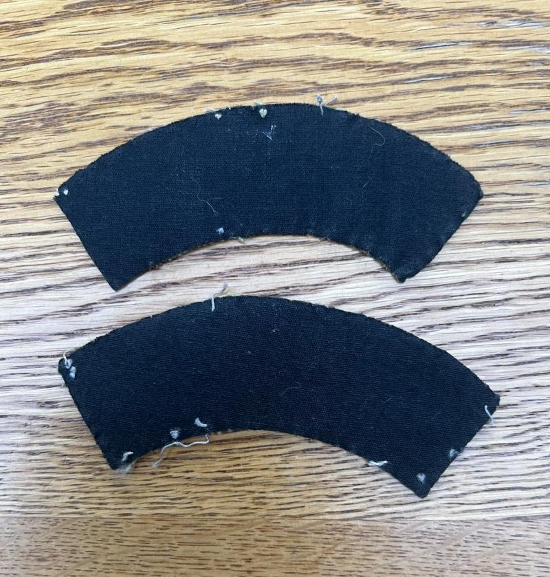 Auxiliary Territorial Service Printed Shoulder Titles Pair — image 2