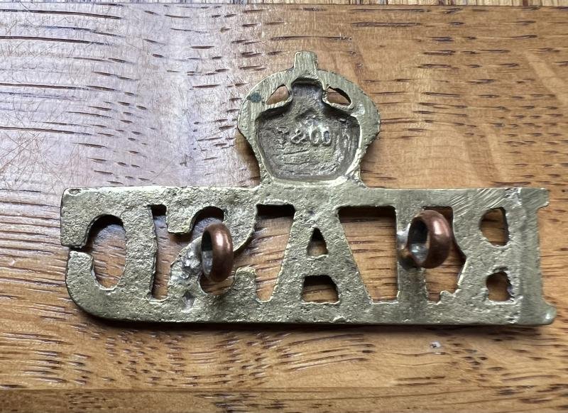 Royal Indian Army service Corps Cast Brass Shoulder Title — image 2