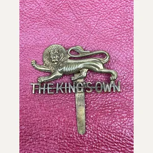 The Kings Own WW2 Cap Badge Original
