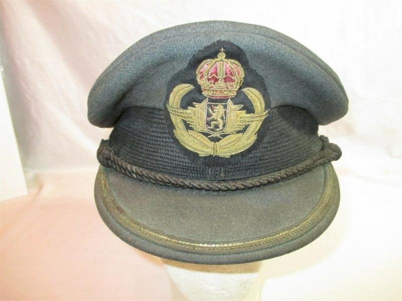 1950s Belgium Air Force Officers Cap Badge — image 2