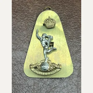 Royal New Zealand Corps Signals Bi Metal KC Cap Badge