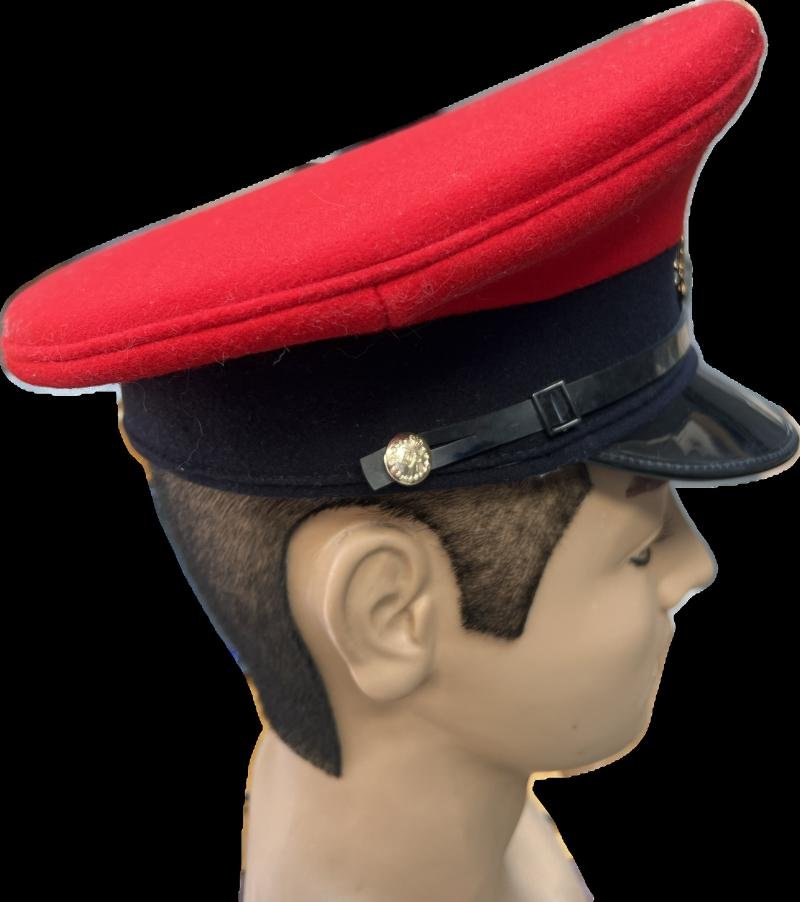 Royal Military Police, Cap Service RMP Brass Cap Badge — image 2