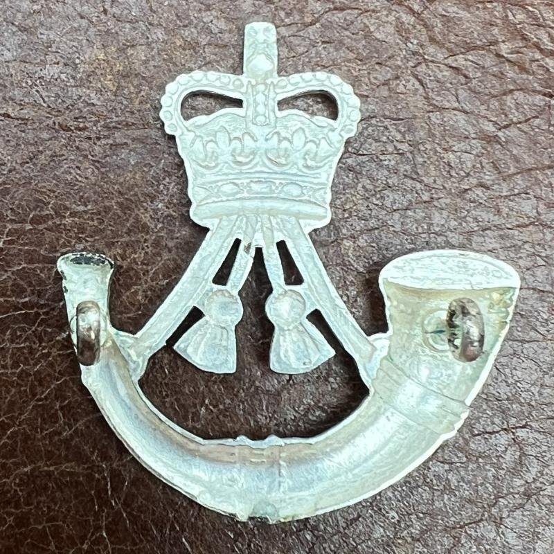 Rifles Regiment Silver Plated QC Cap Badge — image 2