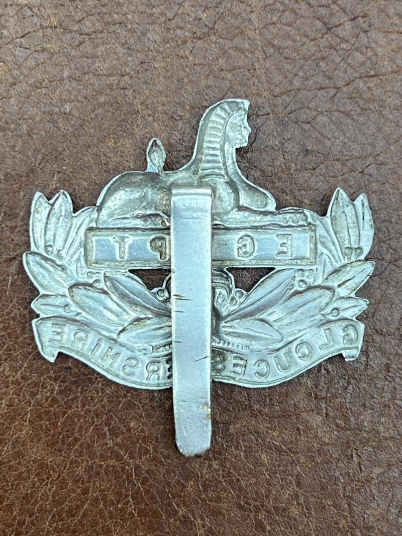 Gloucestershire Regiment Chromed Cap Badge — image 2