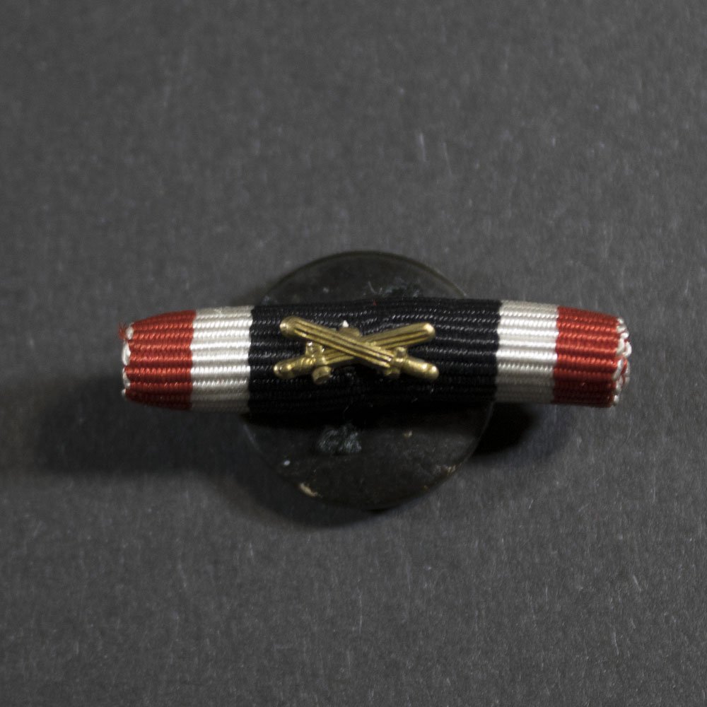 Button (roll) – War merit cross — image 2
