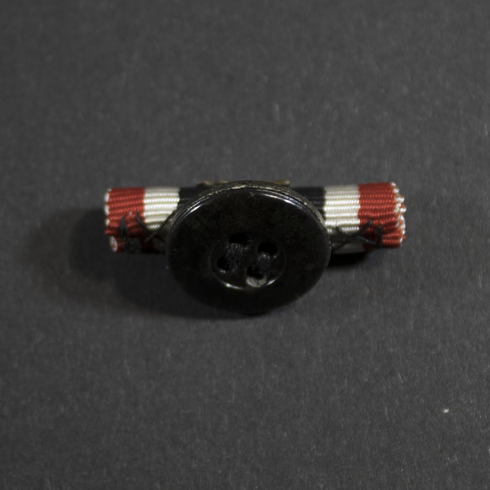 Button (roll) – War merit cross — image 3