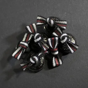 Button (bow) – Ehrenkreuz für Kriegsteilnehmer