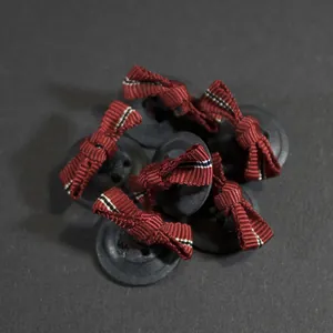 Button (bow) – Eastern Front medal