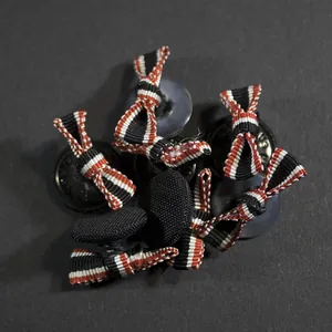 Button (bow) – War merit cross without swords