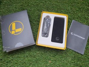 New Leatherman Rebar Black in Box with Sheath