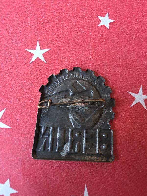 German WW2 Tinnie Berlin 1937 — image 3