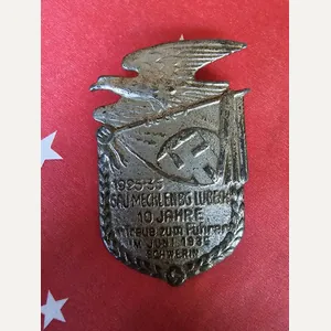 WW2 German Tinnie GAU MECKLENBG LUBECK 10 YEARS