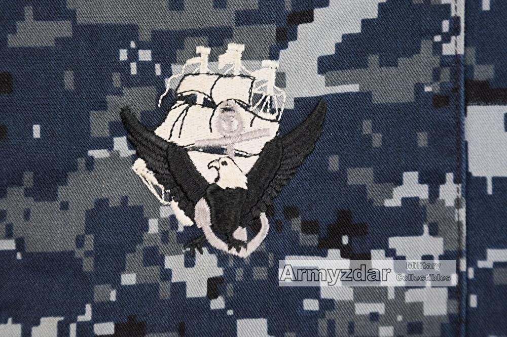 US Navy NWU Working Jacket (Medium-X-Long) — image 3