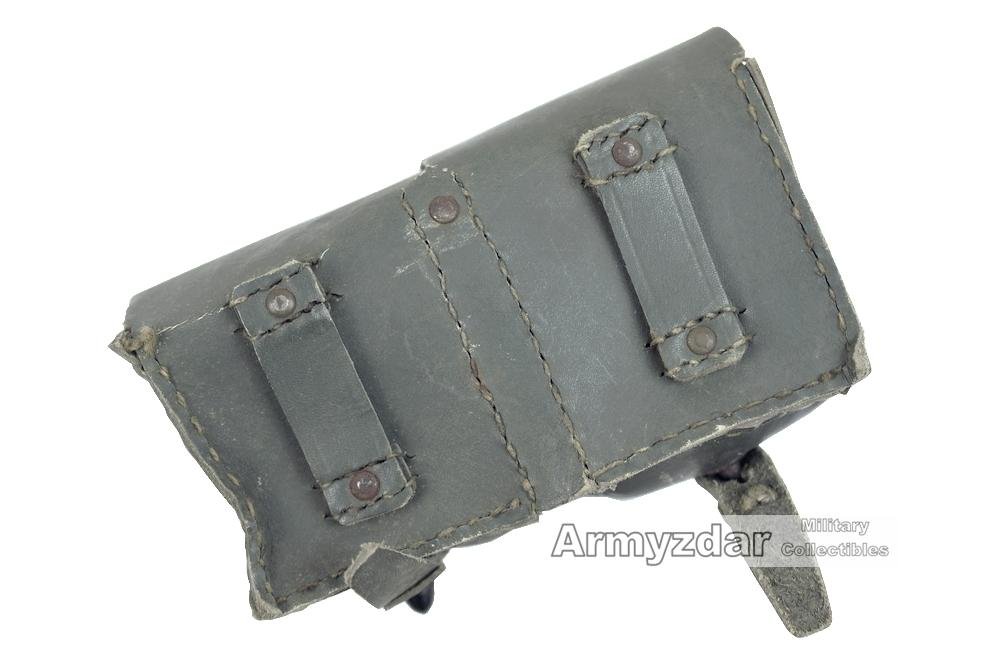 WW2 Italian ammo pouch — image 2