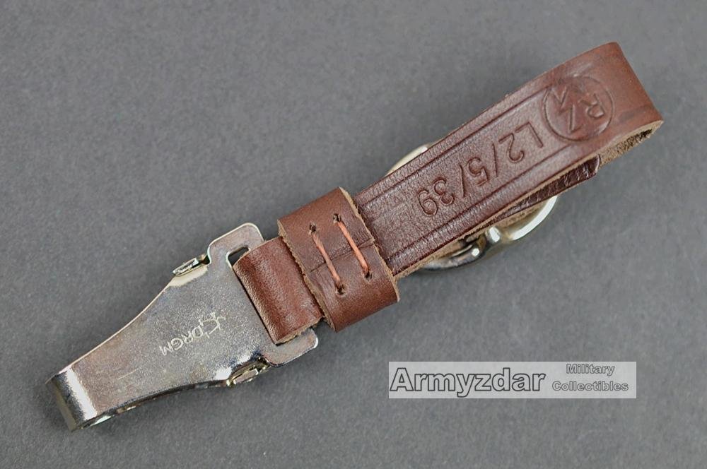 Repro SA Dagger hanger — image 3