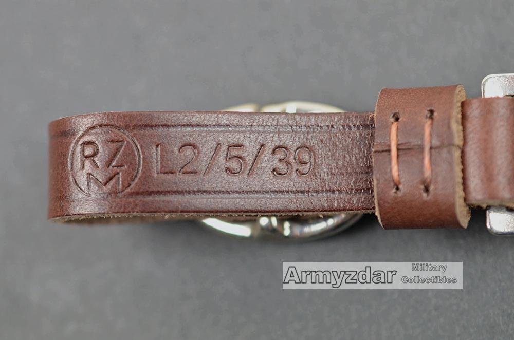 Repro SA Dagger hanger — image 4