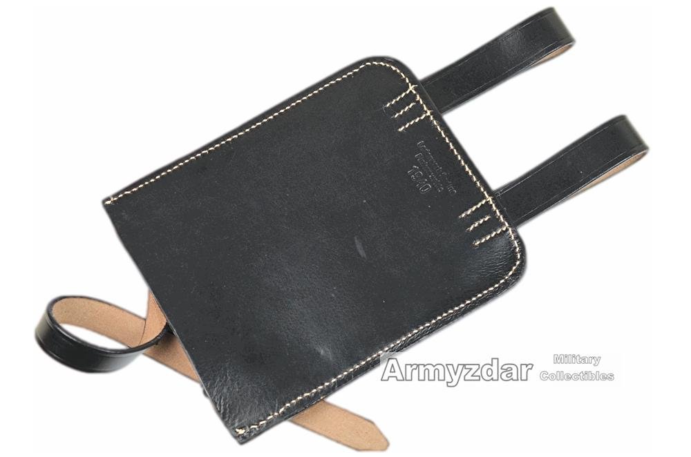 Repro German leather shovel carrier — image 2