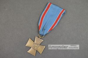 Czechoslovakian cross 'V těžkých dobách'