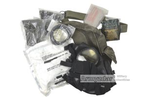 US M17A1 Vietnam Gas mask with bag