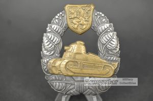 Badge for qualified armoured vehicle drivers 1945-48