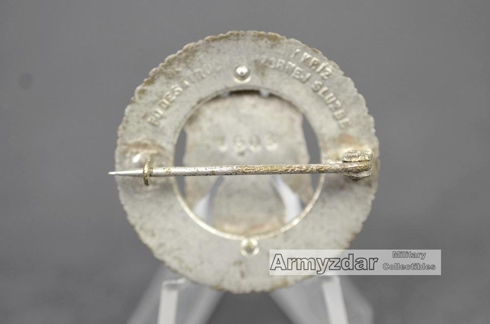 Slovakian Red Cross badge of 10 years service — image 2