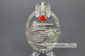 Panzerkampfabzeichen in bronze 'Karl Wurster'
