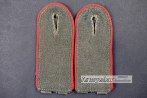 WH M44 Shoulder straps – Artillerie