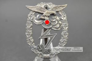 Erdkampfabzeichen „M.u.K.5'