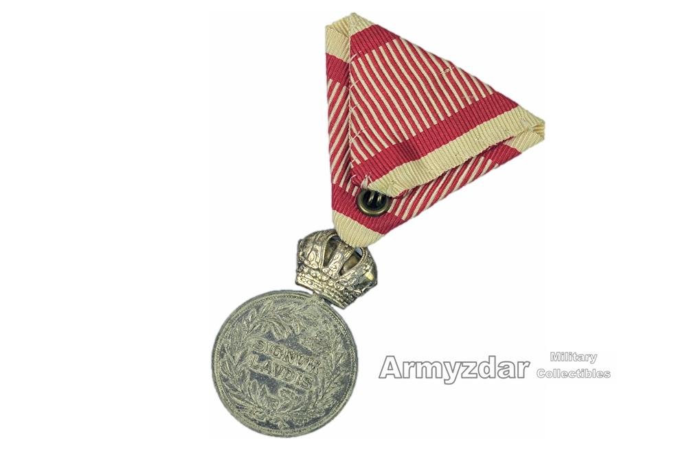 Signvm Lavdis (FJI) in silber — image 2