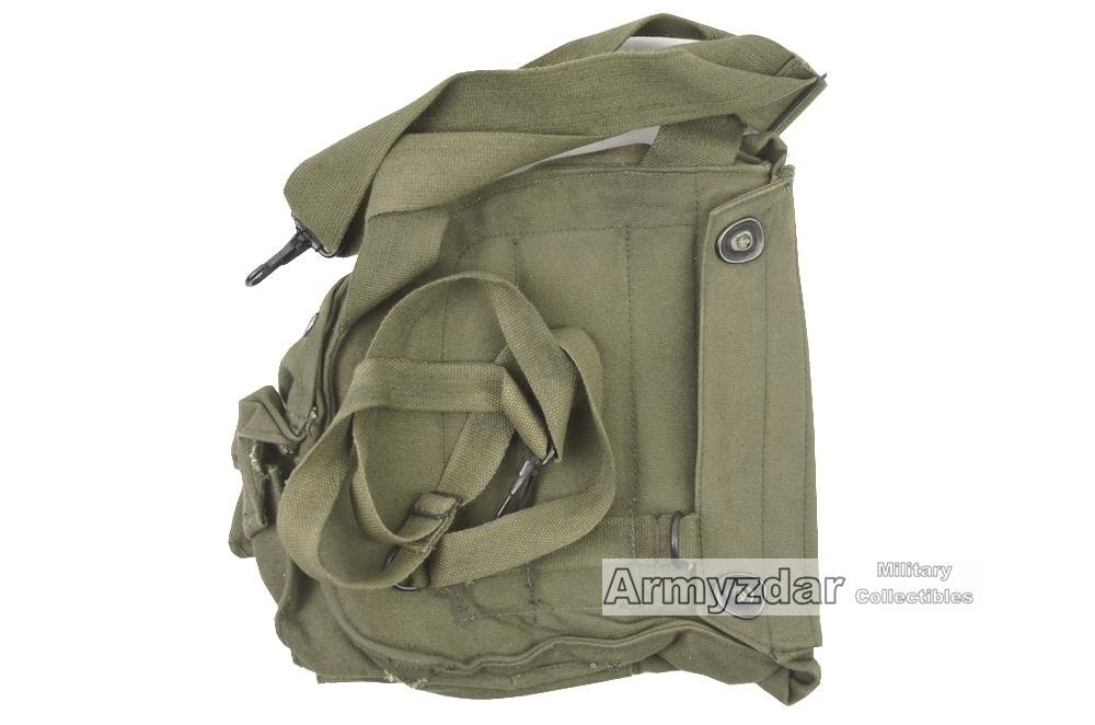 US M17A1 Vietnam Gas mask bag — image 2