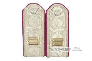 Czechoslovakian Lieutenant shoulder boards from 20s
