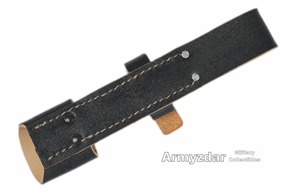 Repro K98 Later war leather bayonet frog — image 2