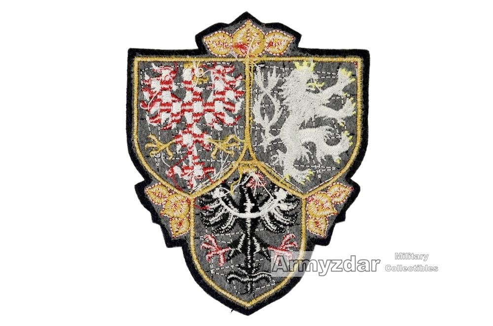 Prague castle guard sleeve patch — image 2