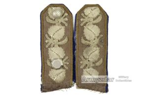 Czechoslovakian captain shoulderboards from 20s