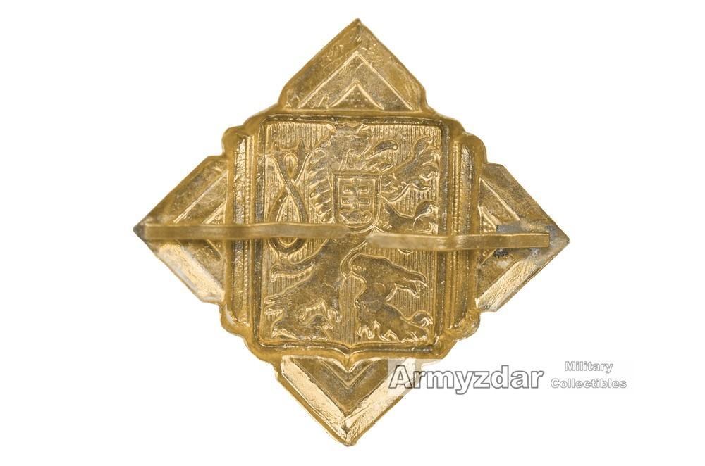 Czechoslovakian visor cap badge — image 2