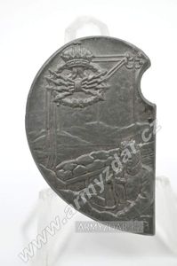 Austria-Hungary cap badge – 1915