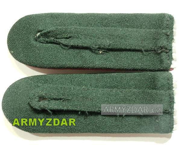 LW collar tabs + shoulderboards – clerk — image 5