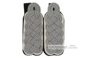 Repro SS Officer shoulder boards 'Infanterie Sturmbannführer'