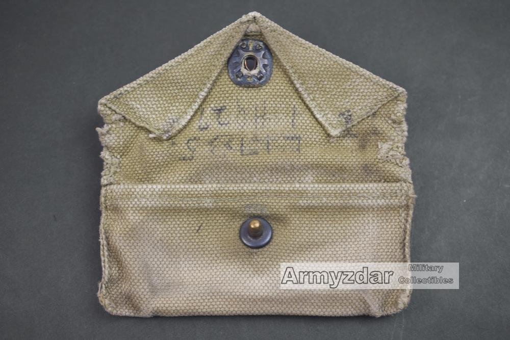 US M1942 Tan first aid pouch + dressing '1941' — image 3