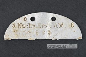 WH Half Dog-tag '5. Nachr.Ers.Abt.6'