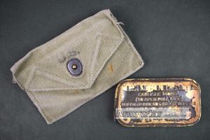 US M1942 Tan first aid pouch + dressing