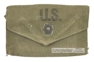 US M1942 First aid pouch (post war, nr.1)