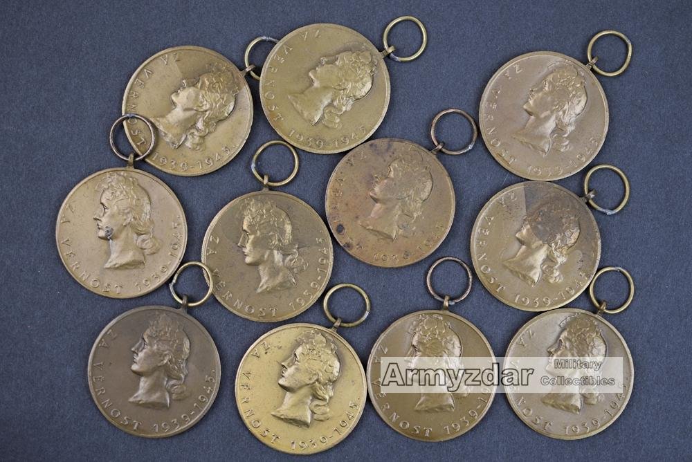 Czechoslovakian medal Za věrnost 1939-1945. — image 2