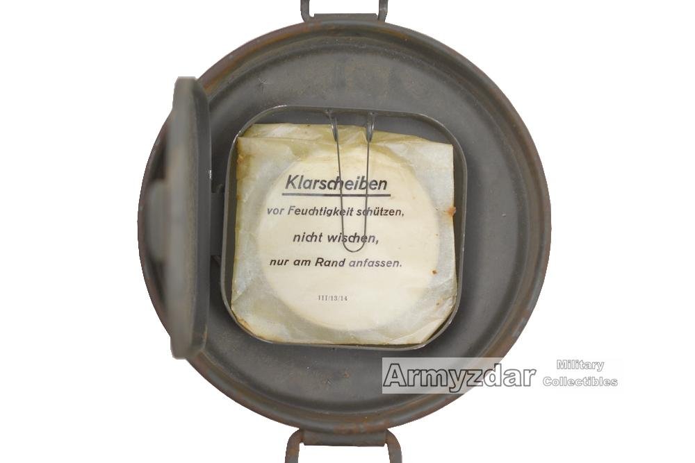 Gasmaske mit tragerbüsche Modell 1938 '44' — image 10