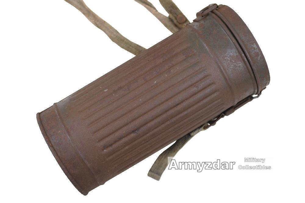 Gasmaske mit tragerbüsche Modell 1938 '44' — image 4