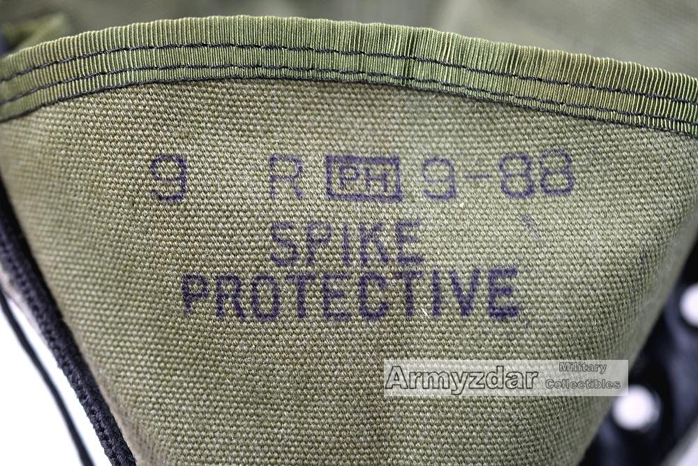 US Jungle boots '9 R' — image 3