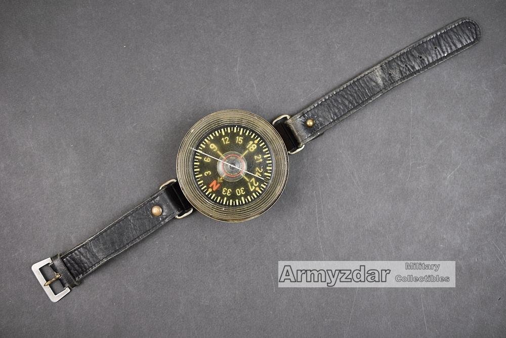 LW Wrist compass 'Kadlec' — image 2